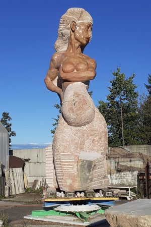 Untersberg-Skulptur-ganz
